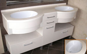 Белая мебель в ванную BMV-059
